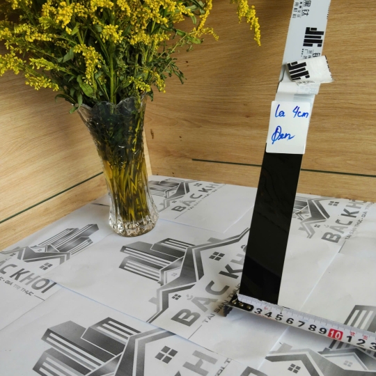 LA ĐEN GƯƠNG 4CM 